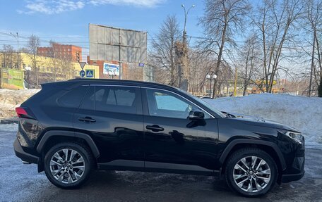 Toyota RAV4, 2021 год, 4 370 000 рублей, 3 фотография