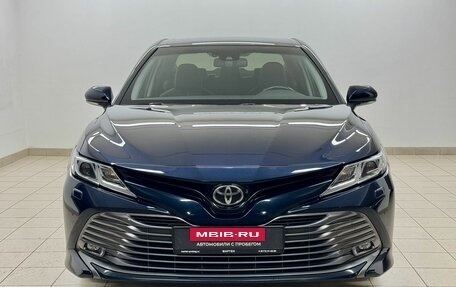 Toyota Camry, 2019 год, 3 269 000 рублей, 2 фотография
