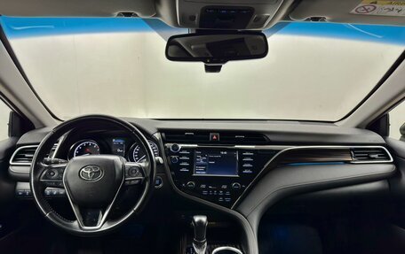 Toyota Camry, 2019 год, 3 269 000 рублей, 19 фотография