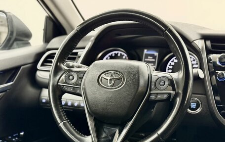 Toyota Camry, 2019 год, 3 269 000 рублей, 20 фотография