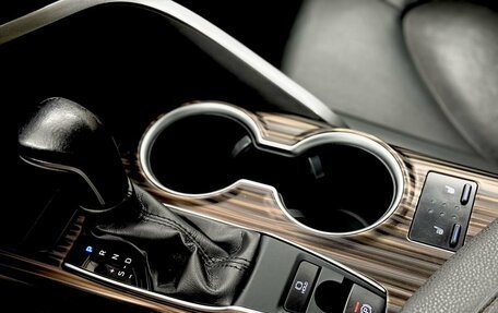 Toyota Camry, 2019 год, 3 269 000 рублей, 18 фотография