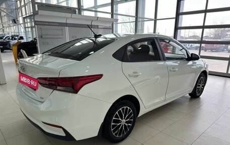 Hyundai Solaris II рестайлинг, 2017 год, 1 409 900 рублей, 5 фотография