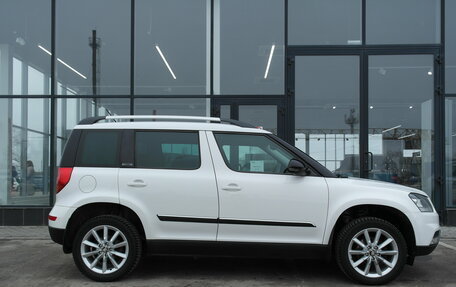 Skoda Yeti I рестайлинг, 2015 год, 1 198 000 рублей, 6 фотография