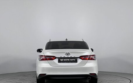 Toyota Camry, 2019 год, 2 990 000 рублей, 6 фотография