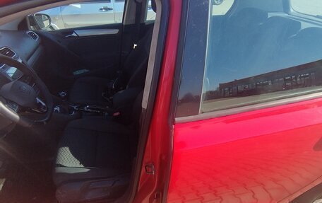 Volkswagen Golf VI, 2011 год, 800 000 рублей, 8 фотография