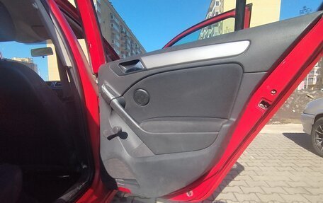 Volkswagen Golf VI, 2011 год, 800 000 рублей, 6 фотография