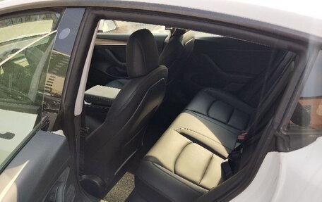 Tesla Model 3 I, 2021 год, 4 100 000 рублей, 10 фотография