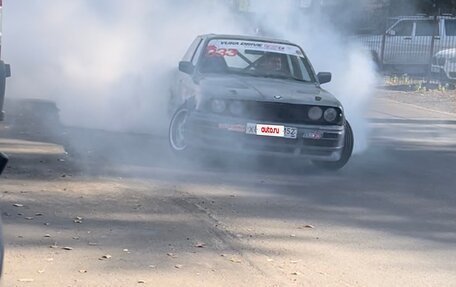 BMW 3 серия, 1987 год, 920 000 рублей, 16 фотография