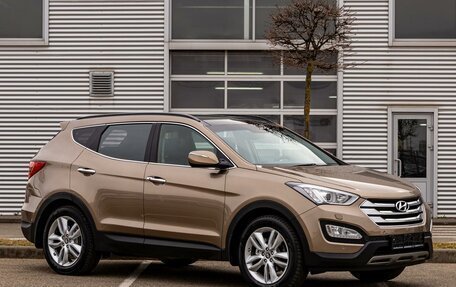 Hyundai Santa Fe III рестайлинг, 2013 год, 1 595 000 рублей, 3 фотография