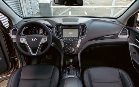 Hyundai Santa Fe III рестайлинг, 2013 год, 1 595 000 рублей, 17 фотография