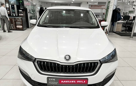 Skoda Rapid II, 2021 год, 1 399 000 рублей, 2 фотография