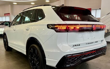 Volkswagen Tiguan, 2025 год, 4 800 000 рублей, 4 фотография