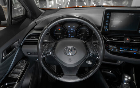 Toyota C-HR I рестайлинг, 2020 год, 2 490 000 рублей, 10 фотография