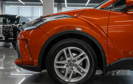 Toyota C-HR I рестайлинг, 2020 год, 2 490 000 рублей, 20 фотография