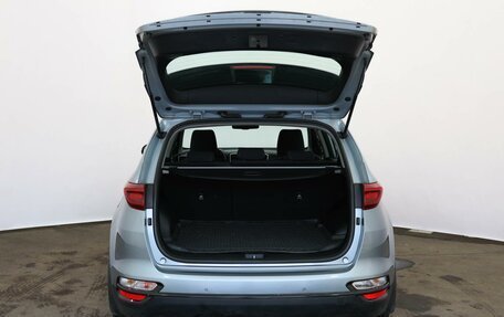 KIA Sportage IV рестайлинг, 2018 год, 1 990 000 рублей, 6 фотография