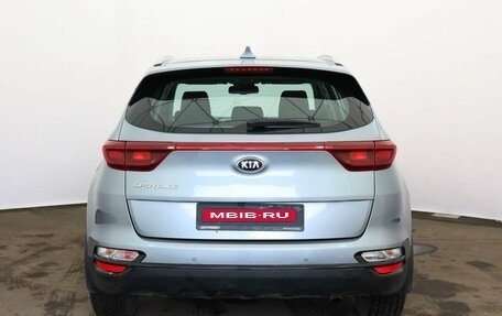 KIA Sportage IV рестайлинг, 2018 год, 1 990 000 рублей, 5 фотография