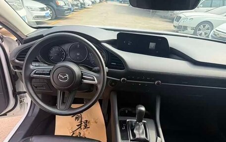 Mazda 3, 2023 год, 1 876 000 рублей, 13 фотография