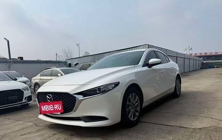 Mazda 3, 2023 год, 1 876 000 рублей, 2 фотография