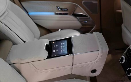 Land Rover Range Rover IV рестайлинг, 2025 год, 33 990 000 рублей, 23 фотография