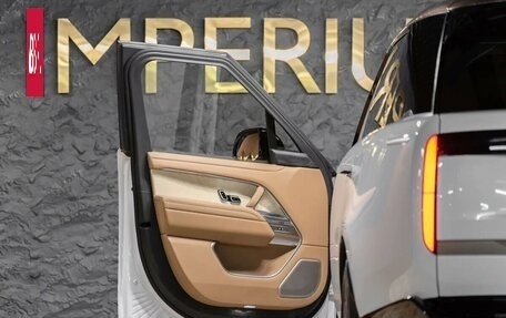 Land Rover Range Rover IV рестайлинг, 2025 год, 33 990 000 рублей, 30 фотография