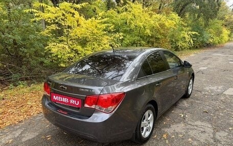 Chevrolet Cruze II, 2010 год, 660 000 рублей, 2 фотография