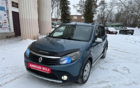 Renault Sandero I, 2013 год, 465 000 рублей, 2 фотография