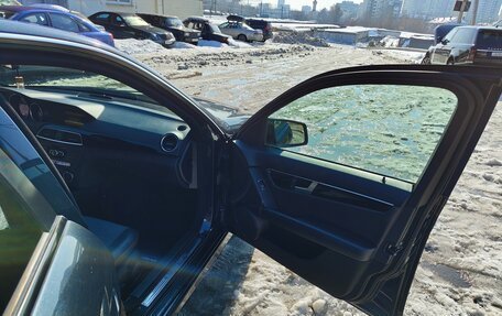 Mercedes-Benz C-Класс, 2011 год, 1 300 000 рублей, 11 фотография