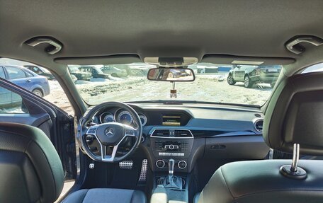 Mercedes-Benz C-Класс, 2011 год, 1 300 000 рублей, 18 фотография