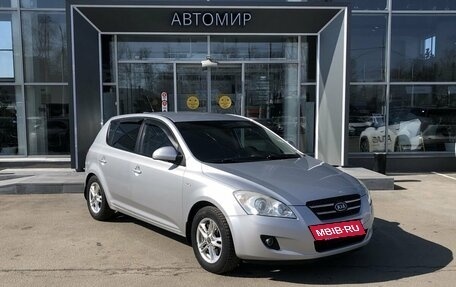 KIA cee'd I рестайлинг, 2009 год, 589 000 рублей, 3 фотография