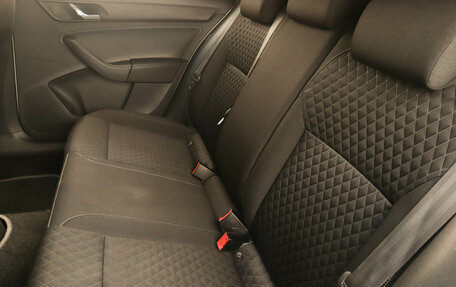 Skoda Rapid I, 2016 год, 1 019 000 рублей, 22 фотография