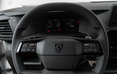 Peugeot Traveller I, 2025 год, 6 390 000 рублей, 16 фотография