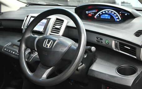 Honda Freed I, 2010 год, 995 000 рублей, 12 фотография