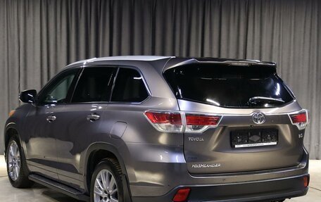 Toyota Highlander III, 2014 год, 2 549 000 рублей, 4 фотография