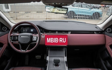 Land Rover Range Rover Evoque II, 2024 год, 5 499 000 рублей, 13 фотография