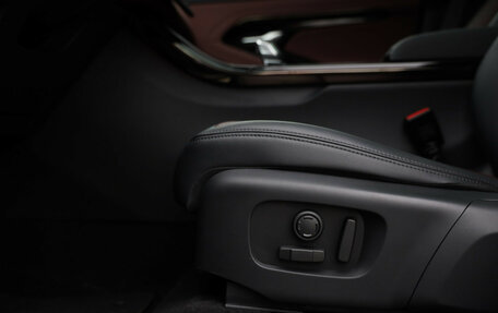 Land Rover Range Rover Evoque II, 2024 год, 5 499 000 рублей, 28 фотография