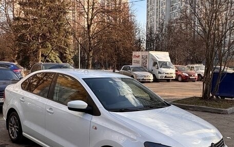 Volkswagen Polo VI (EU Market), 2015 год, 949 000 рублей, 6 фотография