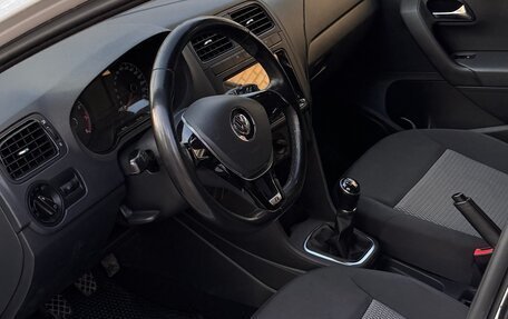 Volkswagen Polo VI (EU Market), 2015 год, 949 000 рублей, 8 фотография