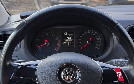 Volkswagen Polo VI (EU Market), 2015 год, 949 000 рублей, 9 фотография