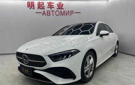 Mercedes-Benz A-Класс, 2023 год, 2 480 000 рублей, 1 фотография