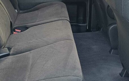 Toyota Voxy II, 2012 год, 1 395 000 рублей, 6 фотография