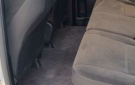 Toyota Voxy II, 2012 год, 1 395 000 рублей, 7 фотография