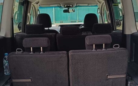 Toyota Voxy II, 2012 год, 1 395 000 рублей, 10 фотография