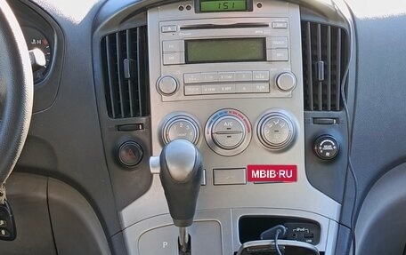 Hyundai Grand Starex Grand Starex I рестайлинг 2, 2012 год, 1 250 000 рублей, 4 фотография