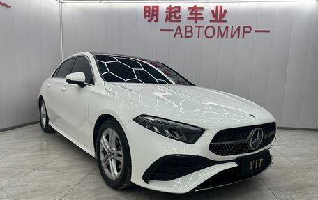 Mercedes-Benz A-Класс, 2023 год, 2 480 000 рублей, 3 фотография