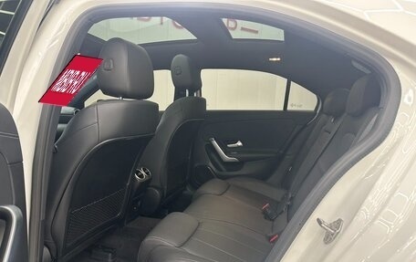 Mercedes-Benz A-Класс, 2023 год, 2 480 000 рублей, 11 фотография