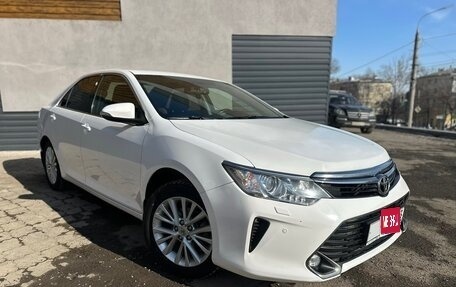 Toyota Camry, 2017 год, 2 350 000 рублей, 1 фотография