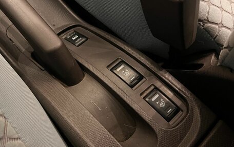 Nissan Micra III, 2006 год, 599 954 рублей, 18 фотография