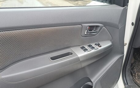 Toyota Hilux VII, 2013 год, 2 350 000 рублей, 13 фотография