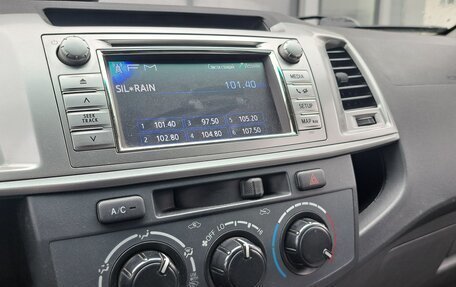 Toyota Hilux VII, 2013 год, 2 350 000 рублей, 8 фотография