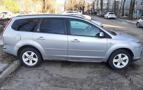 Ford Focus II рестайлинг, 2006 год, 260 000 рублей, 3 фотография